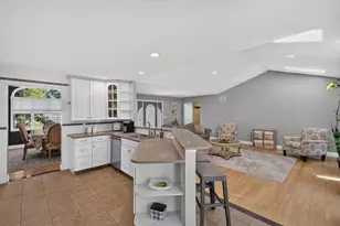 63 Ansel White Dr, Acushnet, MA 02743 - Photo 5