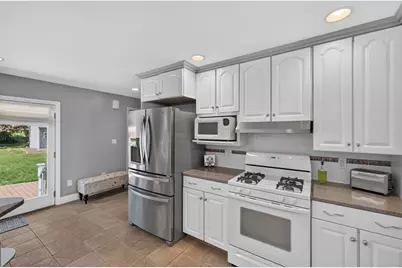63 Ansel White Dr, Acushnet, MA 02743 - Photo 7