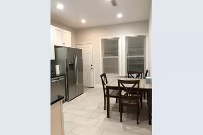 11 Tufts St #6, Cambridge, MA 02139 - Photo 5