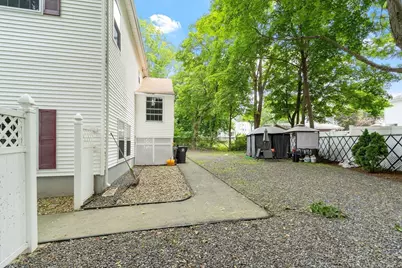 31-33 Ashland #2, Haverhill, MA 01830 - Photo 17