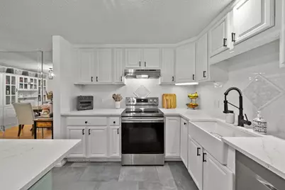 14 Bourbon Street #27, Peabody, MA 01960 - Photo 9