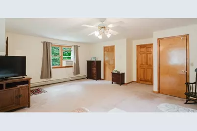 16 Pine Hill Rd, Easthampton, MA 01027 - Photo 19