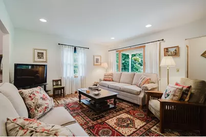16 Pine Hill Rd, Easthampton, MA 01027 - Photo 7