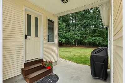 16 Pine Hill Rd, Easthampton, MA 01027 - Photo 5