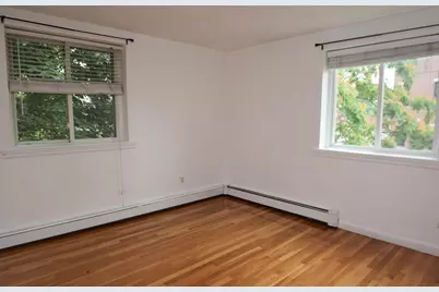 135 Inman St. #12, Cambridge, MA 02139 - Photo 9
