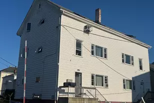 186 Fountain St, Fall River, MA 02721 - Photo 3