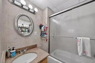 8 Gilman St, Worcester, MA 01605 - Photo 25