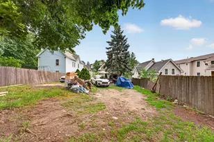 8 Gilman St, Worcester, MA 01605 - Photo 29