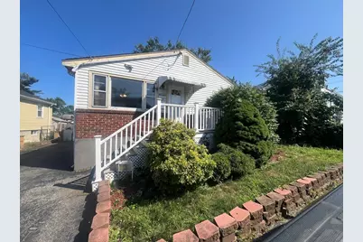 13 Lantern Rd, Revere, MA 02151 - Photo 3