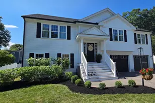 29 Phyllis Rd, Taunton, MA 02780 - Photo 1