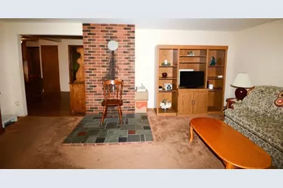 93 Pine St, Dalton, MA 01226 - Photo 7