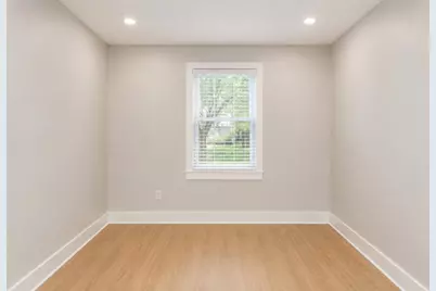 20 Rayburn Rd, Stoughton, MA 02072 - Photo 7