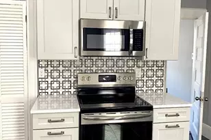 126 Bayswater St, Boston, MA 02128 - Photo 15