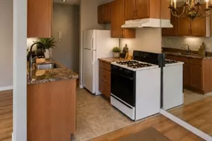 164 Regency Park Dr, Agawam, MA 01001 - Photo 5