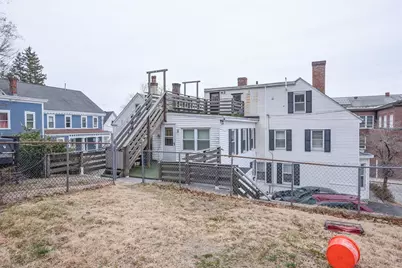 118 Pleasant Street, Fitchburg, MA 01420 - Photo 17