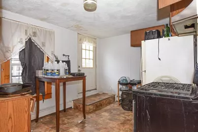 118 Pleasant Street, Fitchburg, MA 01420 - Photo 27