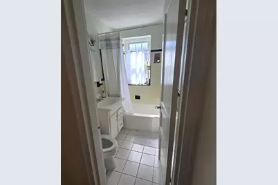 31-1/2  Englewood Ave #3, Brookline, MA 02445 - Photo 13