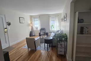 31-1/2 Englewood Ave, Brookline, MA 02445 - Photo 3