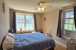 31-1/2 Englewood Ave, Brookline, MA 02445 - Photo 9