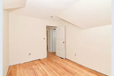 350 King St #1, Springfield, MA 01109 - Photo 9