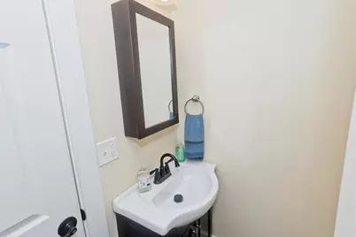 392 N Loomis St, Southwick, MA 01077 - Photo 17