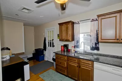 392 N Loomis St, Southwick, MA 01077 - Photo 5