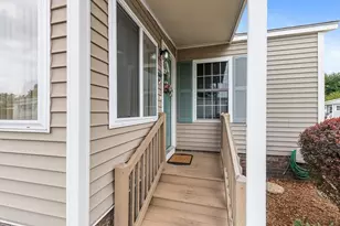 7 Robert Rd, Plainville, MA 02762 - Photo 5