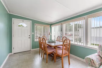 7 Robert Rd, Plainville, MA 02762 - Photo 9