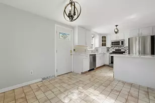 22 Hayward Ave, Brockton, MA 02301 - Photo 19