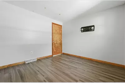 22 Hayward Ave, Brockton, MA 02301 - Photo 11