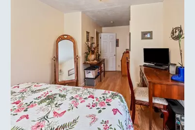 242 Pleasant Street, Leominster, MA 01453 - Photo 17