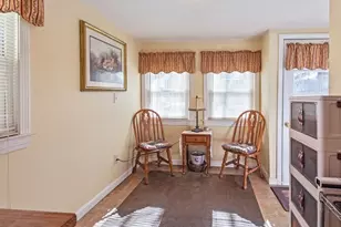 242 Pleasant St, Leominster, MA 01453 - Photo 11