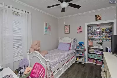 47 Taylor St, Holyoke, MA 01040 - Photo 11
