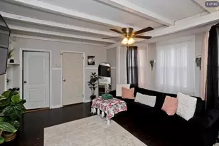 47 Taylor St, Holyoke, MA 01040 - Photo 5