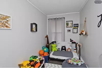 47 Taylor St, Holyoke, MA 01040 - Photo 15