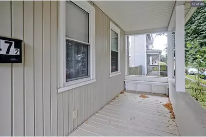 47 Taylor St, Holyoke, MA 01040 - Photo 33