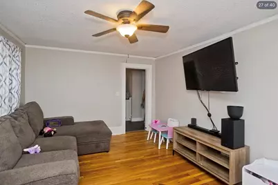 47 Taylor St, Holyoke, MA 01040 - Photo 27