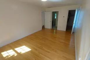 339 Poplar St, Boston, MA 02131 - Photo 9