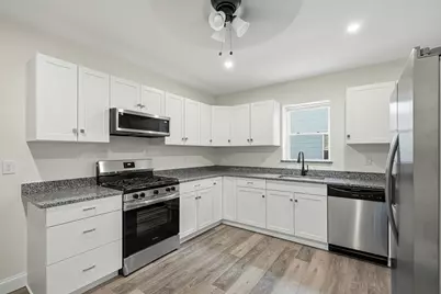 5-7 Oak St, Clinton, MA 01510 - Photo 7