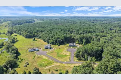 4 Ruby Cir, Topsfield, MA 01983 - Photo 3