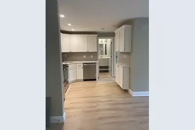 180 Main St #1205, Bridgewater, MA 02324 - Photo 7