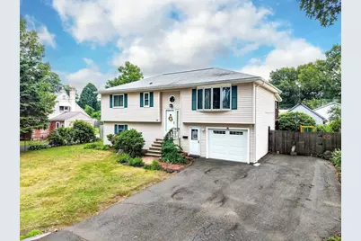 243 Ambrose St, Springfield, MA 01109 - Photo 3