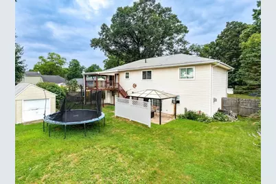 243 Ambrose St, Springfield, MA 01109 - Photo 31