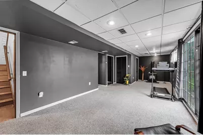 243 Ambrose St, Springfield, MA 01109 - Photo 23
