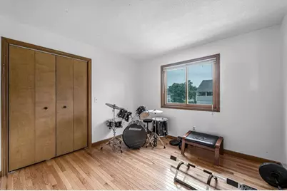 243 Ambrose St, Springfield, MA 01109 - Photo 15
