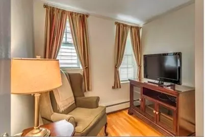 17 Ashland St #1, Medford, MA 02155 - Photo 7