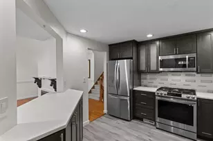 237 South St, Shrewsbury, MA 01545 - Photo 9