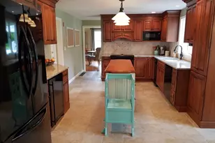 21 Julia Connors Dr, Burlington, MA 01803 - Photo 5