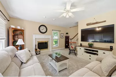 8 Wintergreen Cir, Southwick, MA 01077 - Photo 19