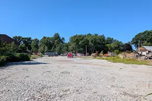 9 Wellington Rd, Oxford, MA 01540 - Photo 1